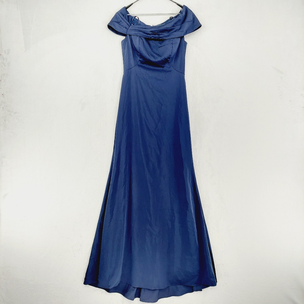 NEW La Femme Women Off the Shoulder Satin Ballgown Maxi Dress P5379